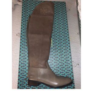 Simone 35mm Over The Knee Boot_Vintage Buffalo